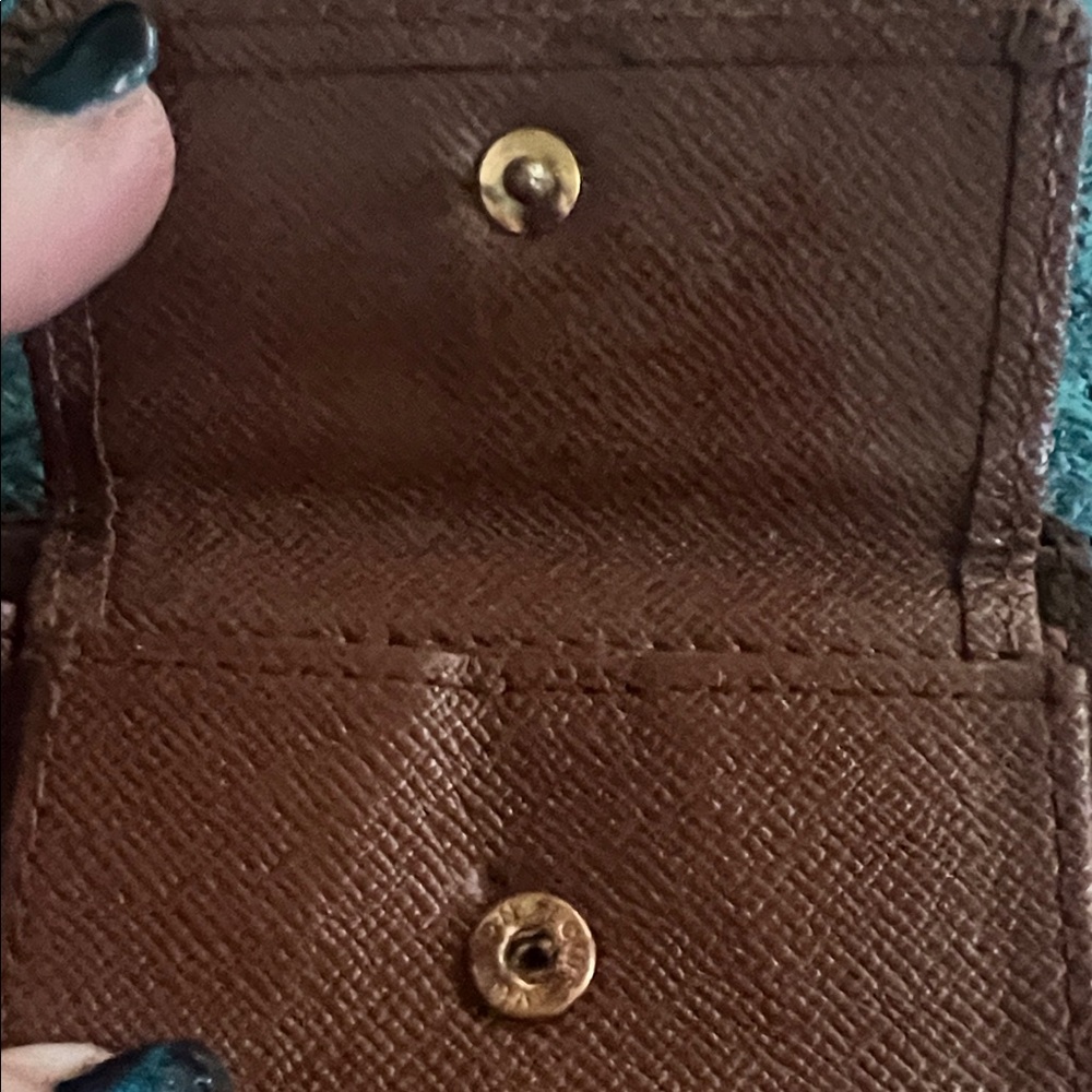 Louis Vuitton Dark Brown Monogram folding wallet - Picture 4 of 13